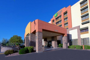  Holiday Inn Express Hotel & Suites Tempe, an IHG Hotel  Темп